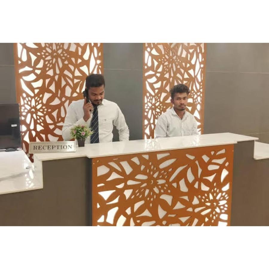 Hotel Meridian Grand Shamshabad Zewnętrze zdjęcie